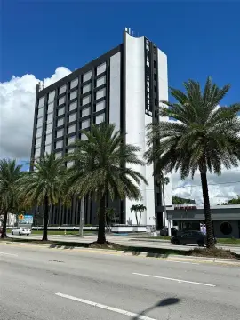 North Miami Beach Full Floor