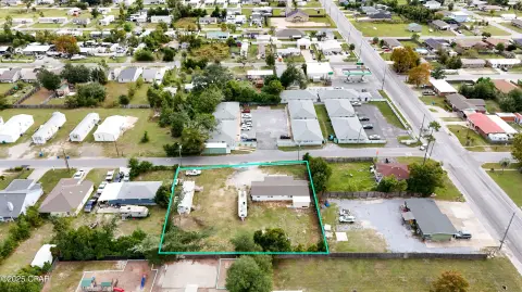 Panama City Duplex on Large Lot