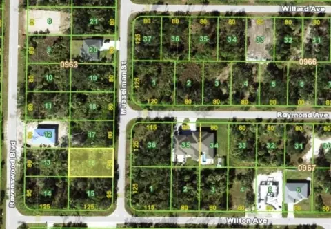 Land in Port Charlotte, FL