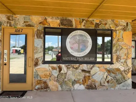 Professional Office Space in Titusville