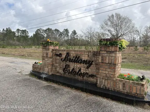 3-Acre Corner Property in Gulfport