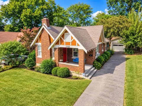 Duplex with Guest House