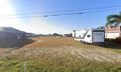 Residential Lot in Cape Coral
