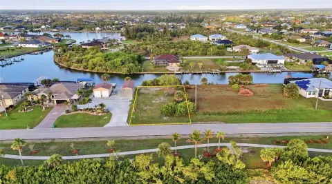 Waterfront Lot in South Gulf