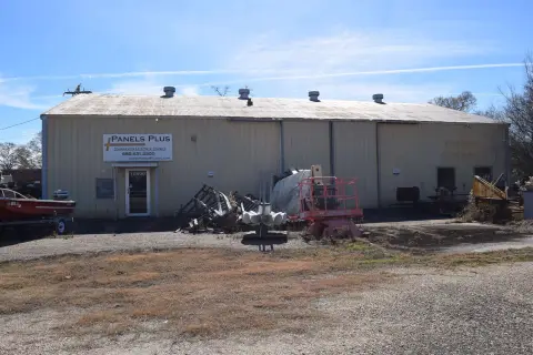 Commercial Building Near Highway 182