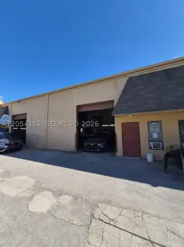 Automotive-Ready Industrial Warehouse Condos