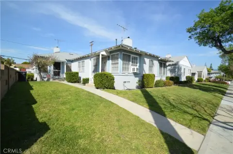 Burbank Duplexes: Development Opportunity