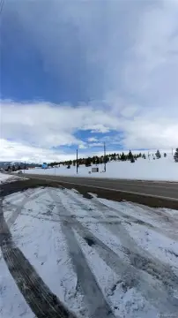 Highway Frontage Land in Leadville