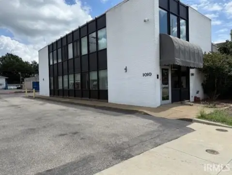 Updated Office Building in Evansville