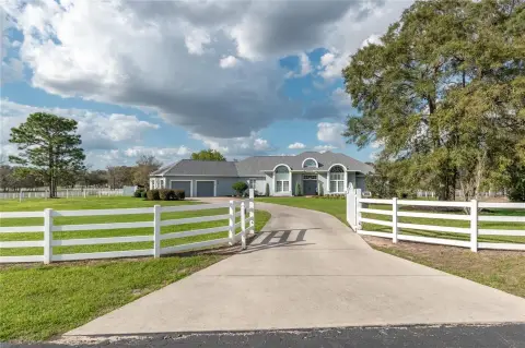 Refined Equestrian Living in Ocala