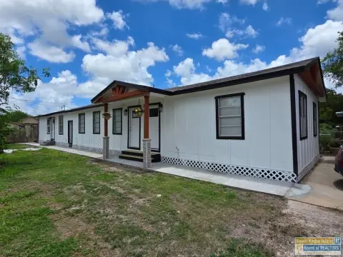 Renovated Three-Unit Triplex