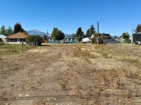 Residential Lot in Deer Lodge