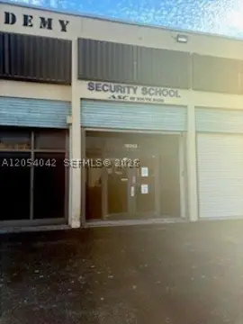 Office or Showroom Suite with Two Entrances