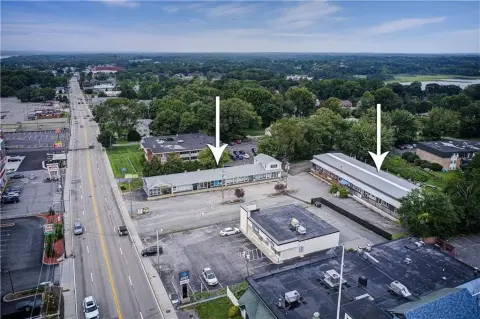 Multi-Unit Shopping Center