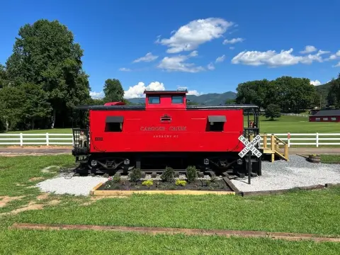 Historic Caboose Short-Term Rental