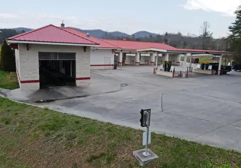Automatic Car Wash Facility