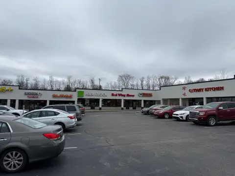 Retail Space in Florence Center
