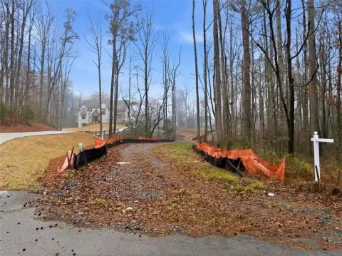 East Cobb Buildable Land Parcel