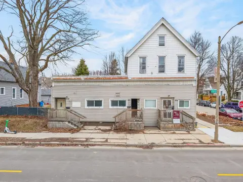 Riverwest Mixed-Use Income Opportunity
