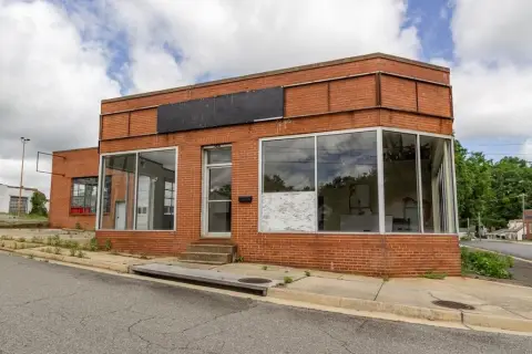 Commercial Property in Chase City