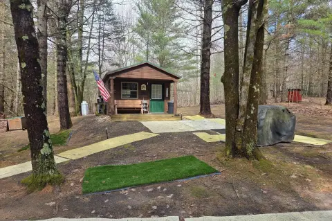 25 Acres Rustic Retreat Land