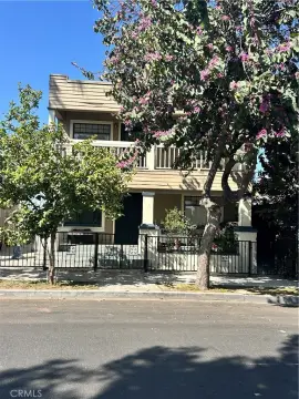 Craftsman Quadruplex in Historic District