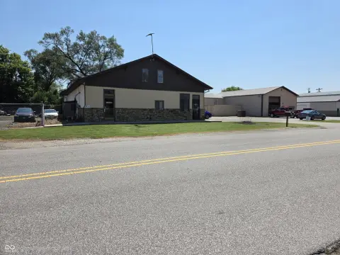Auto Shop Facility with Paved Parking