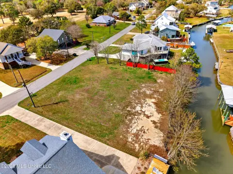 Waterfront Lot in Timber Ridge