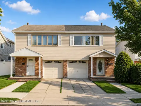 Mother-Daughter Duplex