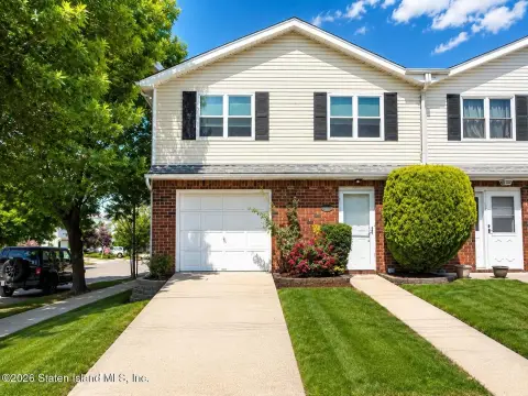 Two-Family Semi-Attached Home