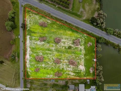 Resaca-Front Corner Land Tract