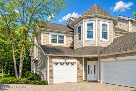 Colonial Single-Family Home