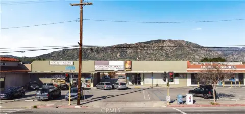 Sunland Retail Space For Lease