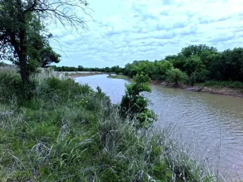 Riverfront Recreational Ranch Acreage