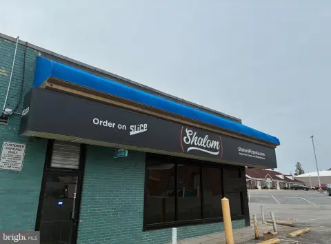 Restaurant Space with Large Basement