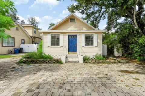 Four-Unit Quadplex with Parking