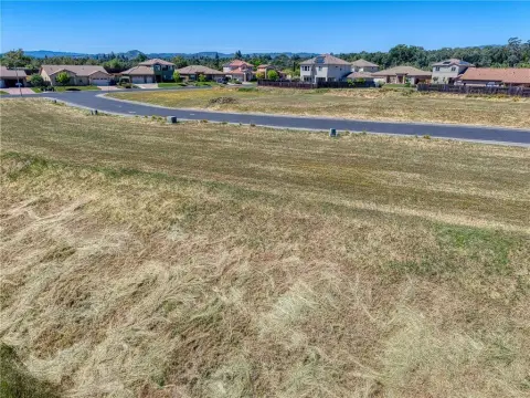 Residential Lot Near Clear Lake