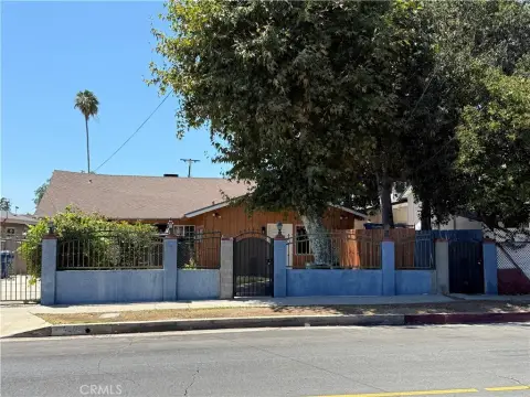 Triplex with Two Rented Units