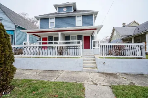 Renovated Duplex with Gated Parking