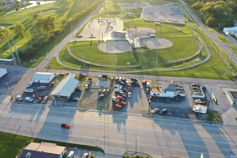 Highway Frontage Mechanic Repair Car Lot