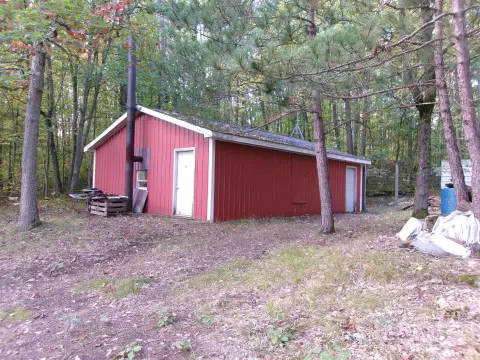 Hunting Land with Pole Barn