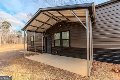 3-Bedroom Duplex with Covered Patios