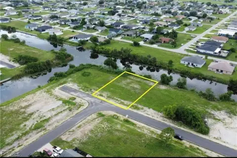Oversized Cape Coral Multifamily Lot