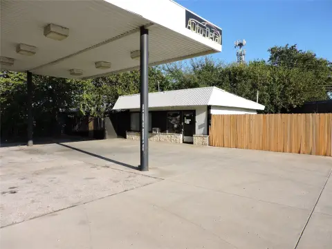 Corner Retail Redevelopment Opportunity