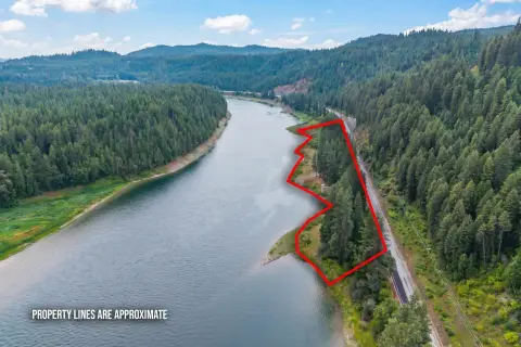 Pend Oreille Riverfront Land