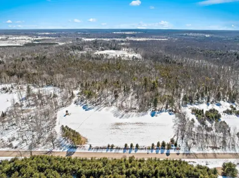 Hunt-Ready Land in Tigerton, WI