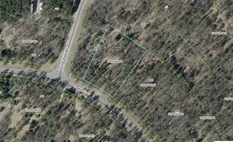 Lake Camelot Area Land Parcel