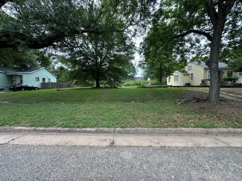 Highland Double Lot Opportunity