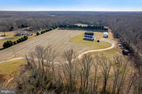 Farmhouse on Picturesque Acreage