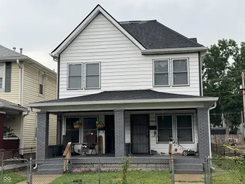 Remodeled Duplex Near Downtown Indianapolis
